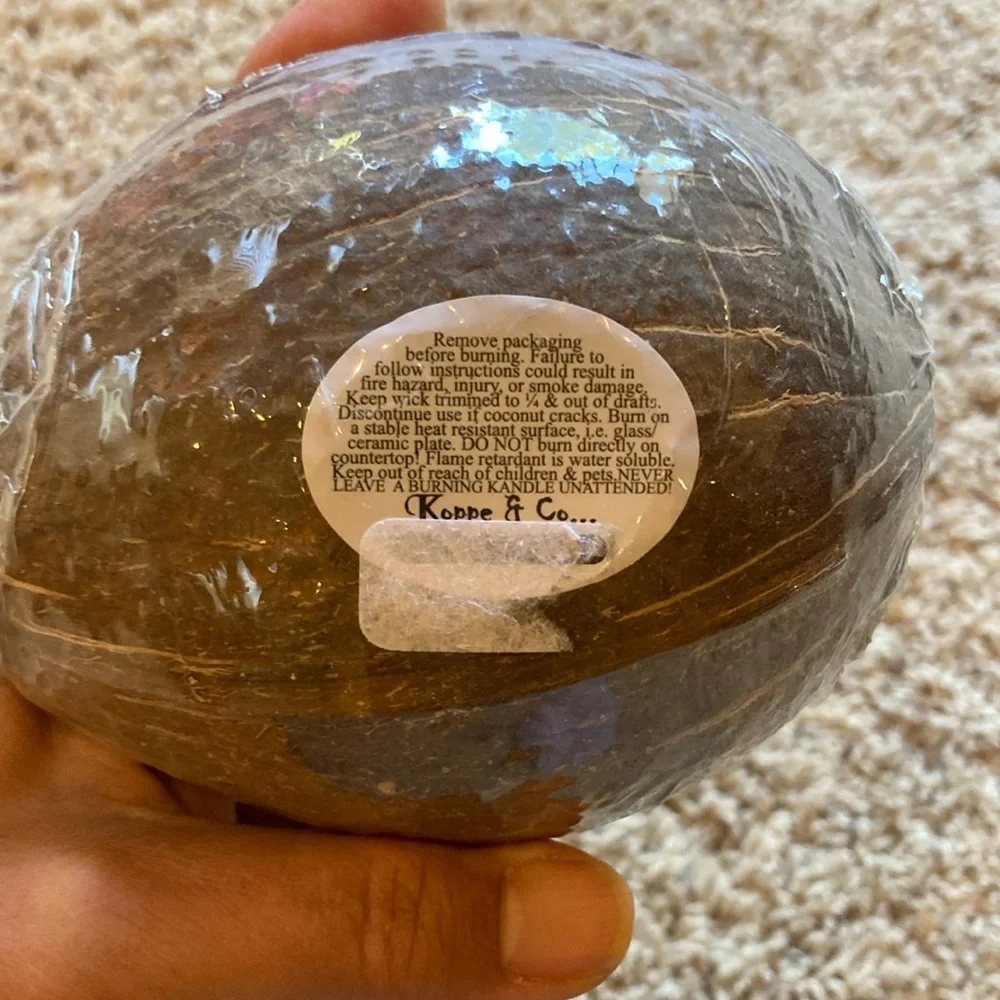 Koppe & Co. oval candle